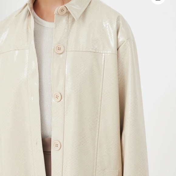 Longline Patent Coat - Picture 3 of 6